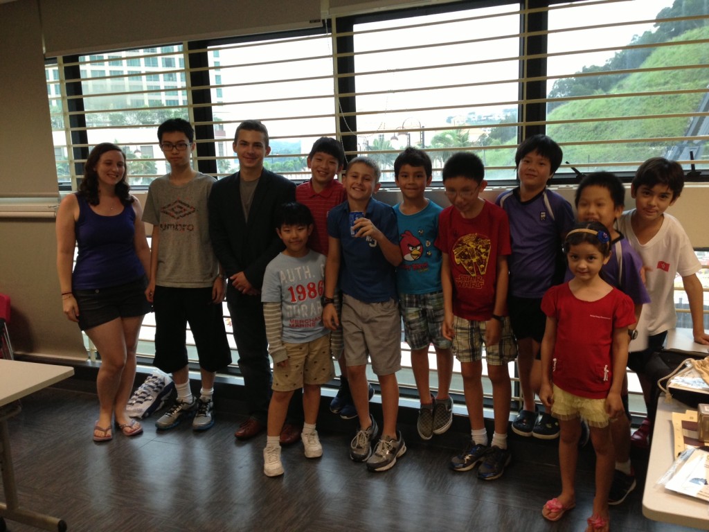 Posing with the Intermediate Group (from left to right: Hannah (coach), Alex Law, Alexander Ipatov, Jay (front), Jonathan, Franz, Max, Ian, Hyung Jun, Chor Wei, Mei Jing (front), Miguel Angel