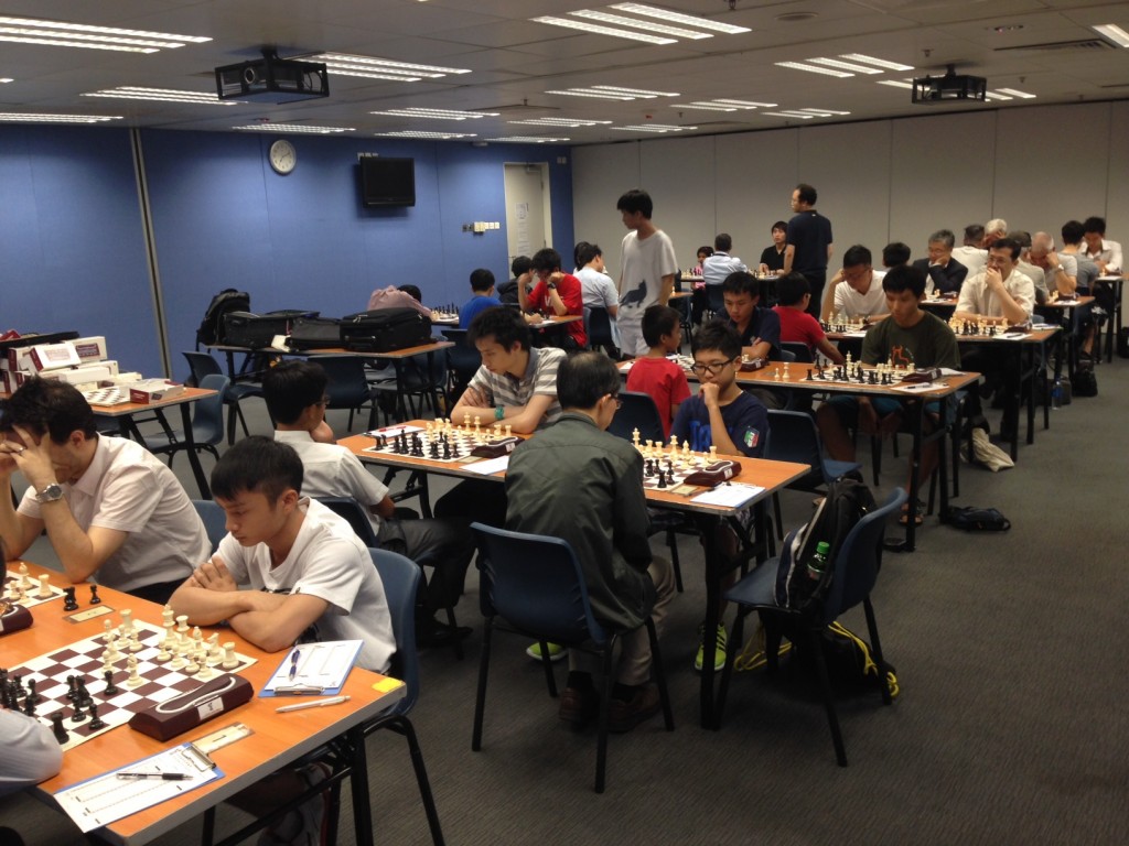 HK Open Local 2014 attracting a good crowd (photo from round 1)