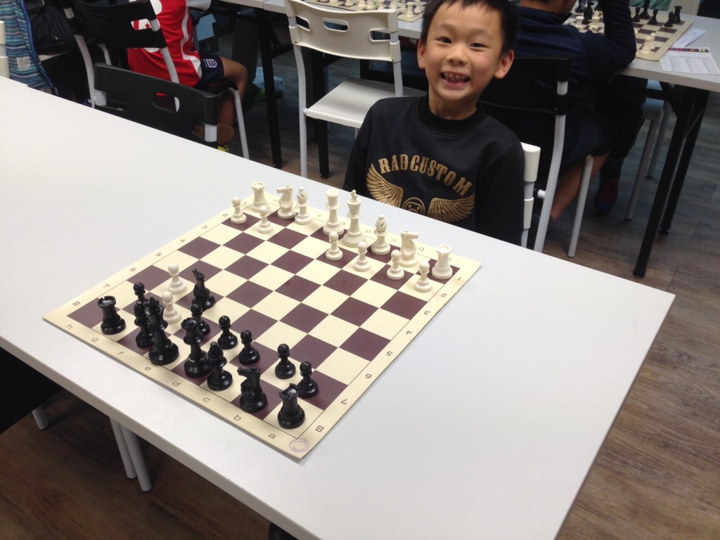 Steven, enjoing his checkmate composition, had a BYE due to odd number of players today. 